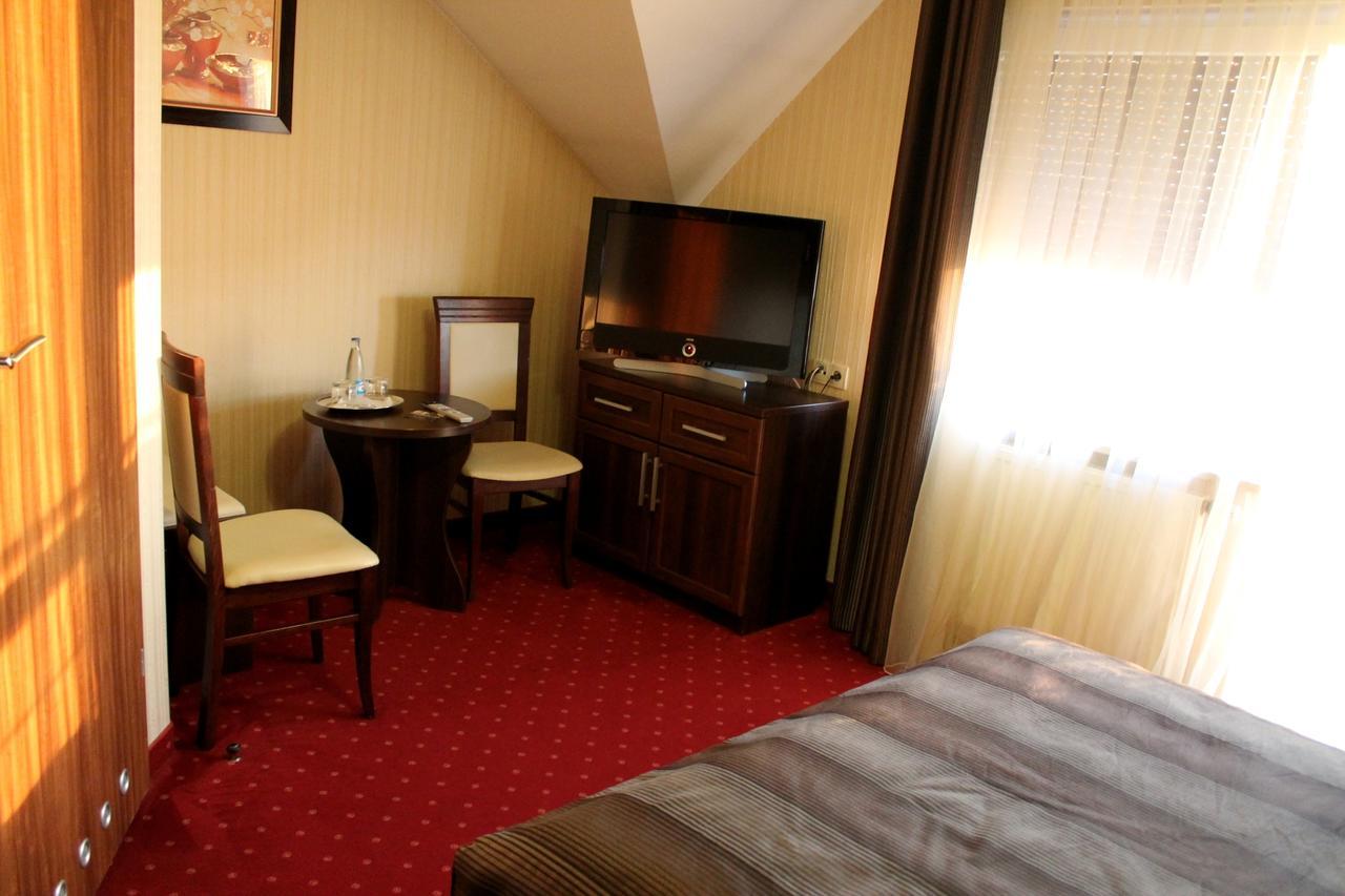 Hotel Linder Malnia Quarto foto